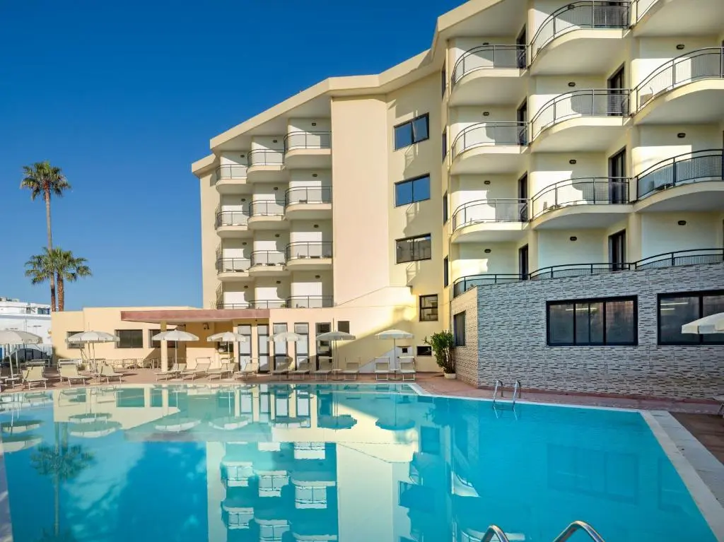 Rina Hotel