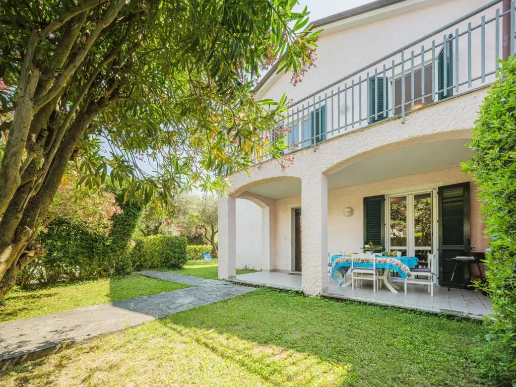 Holiday Home Lucerna Due-1 by Interhome