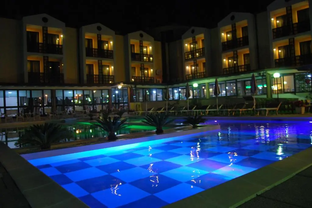 River Park Hotel