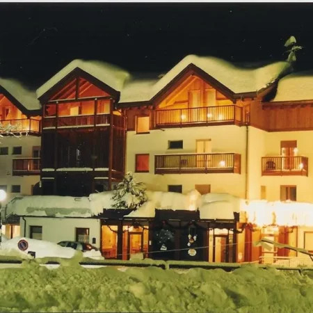 Hotel K2