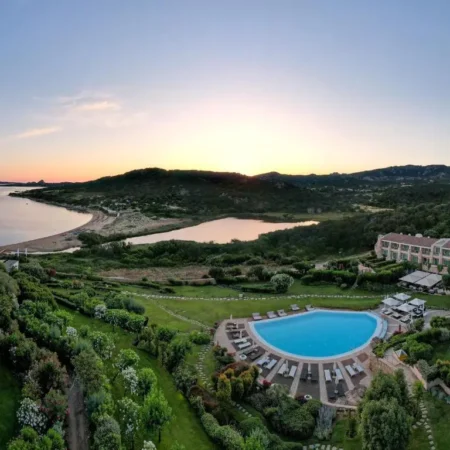 L’Ea Bianca Luxury Resort