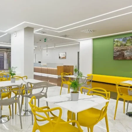 Victor Hotel