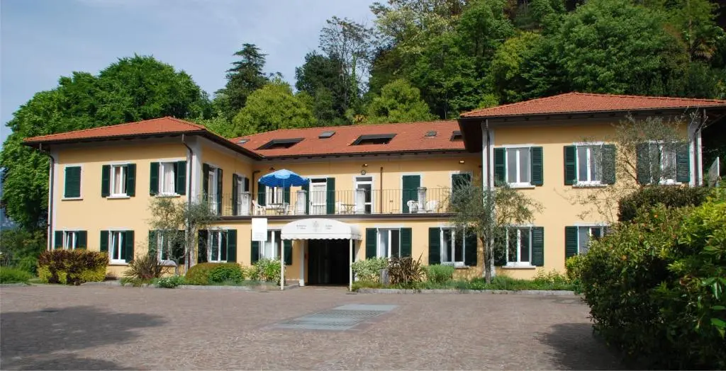 Residence L’Ulivo – Apartments in the city Center, with Fitness, Squash &
Private Parking
