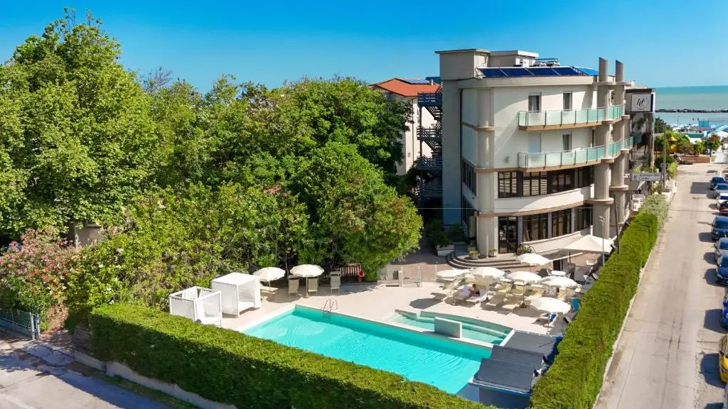 Hotel Capitol – Bianchi Hotels