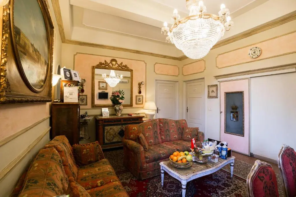 Antica Residenza D’Azeglio Room&Breakfast di Charme