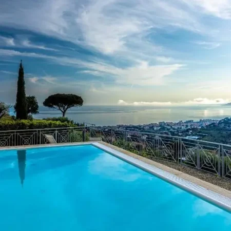 Villa Gaia – Luxury Villa, pool & wellness rooms