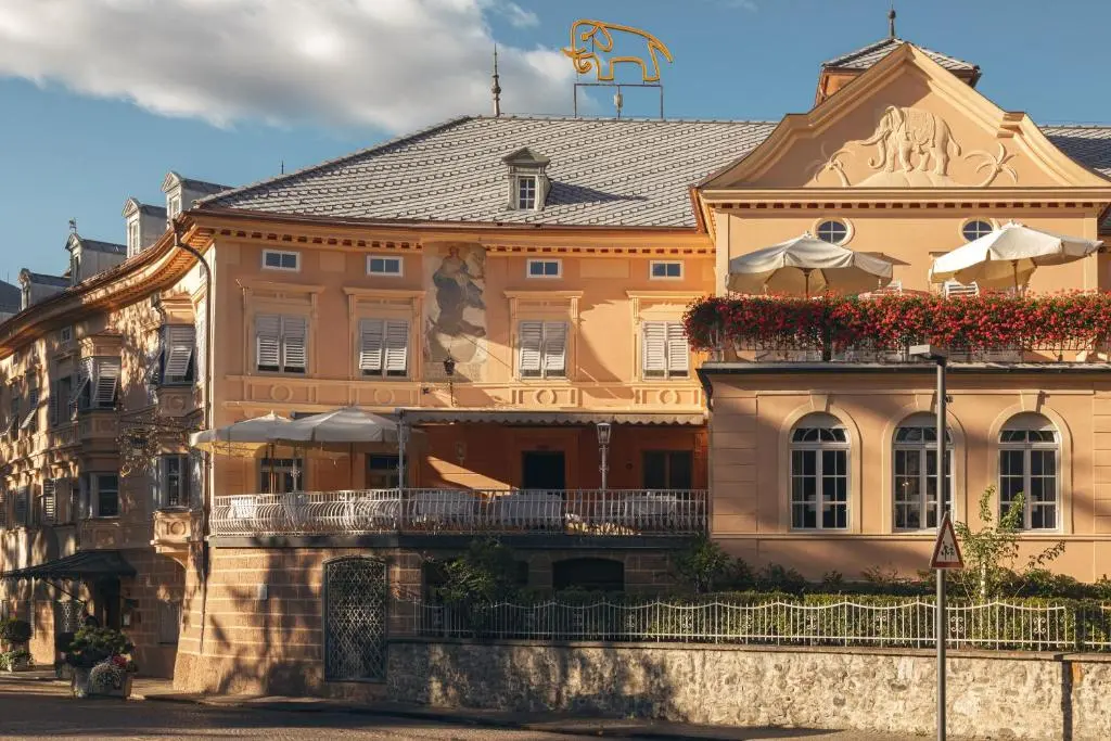 Hotel Elephant
