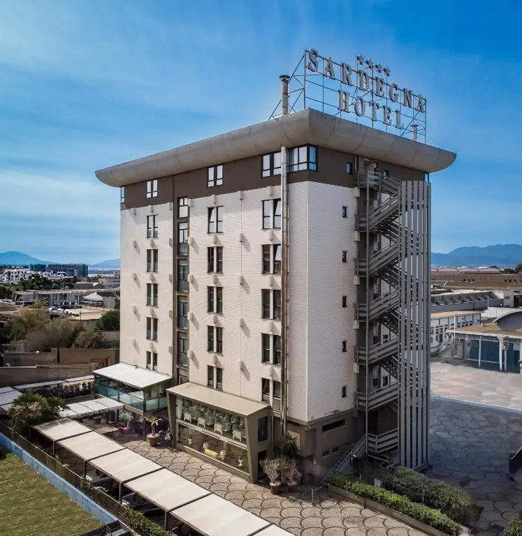Sardegna Hotel – Suites & Restaurant