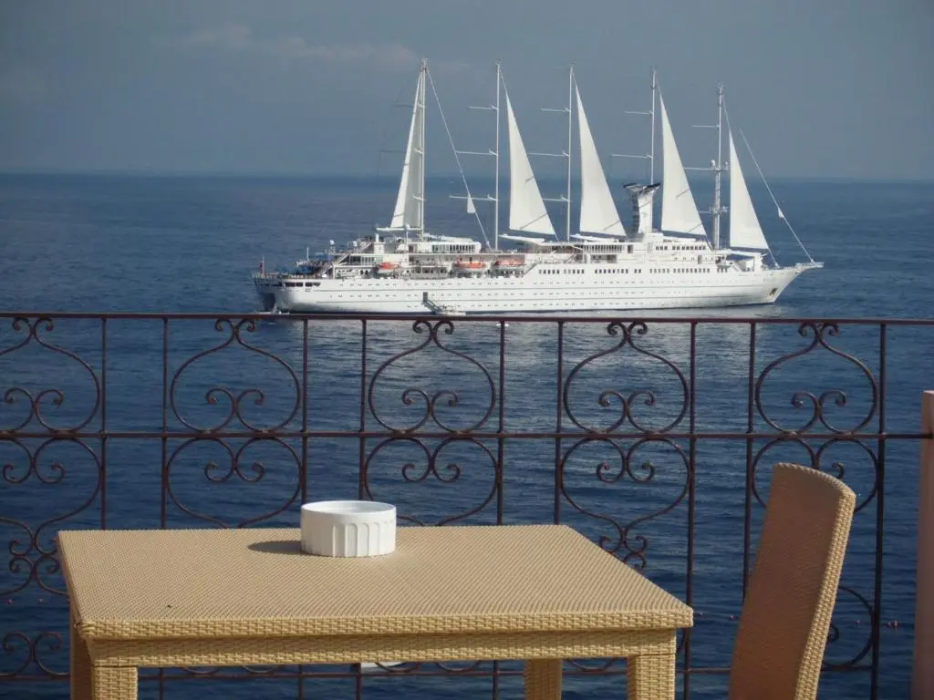 Capri Inn