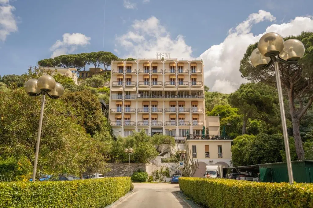 Hotel Mediterraneo