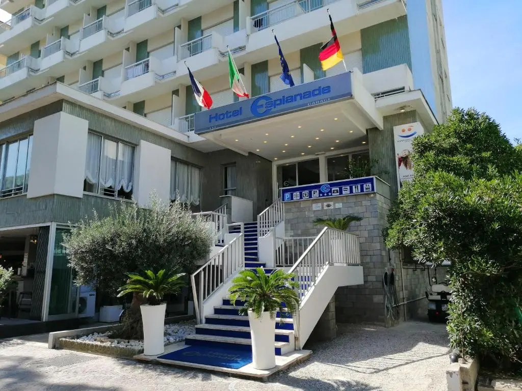 Hotel Esplanade