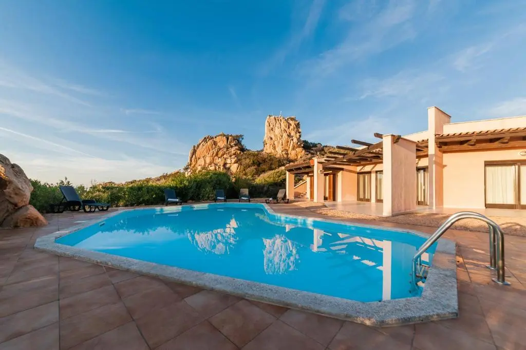 Gravina Residence – Villas & Apartments