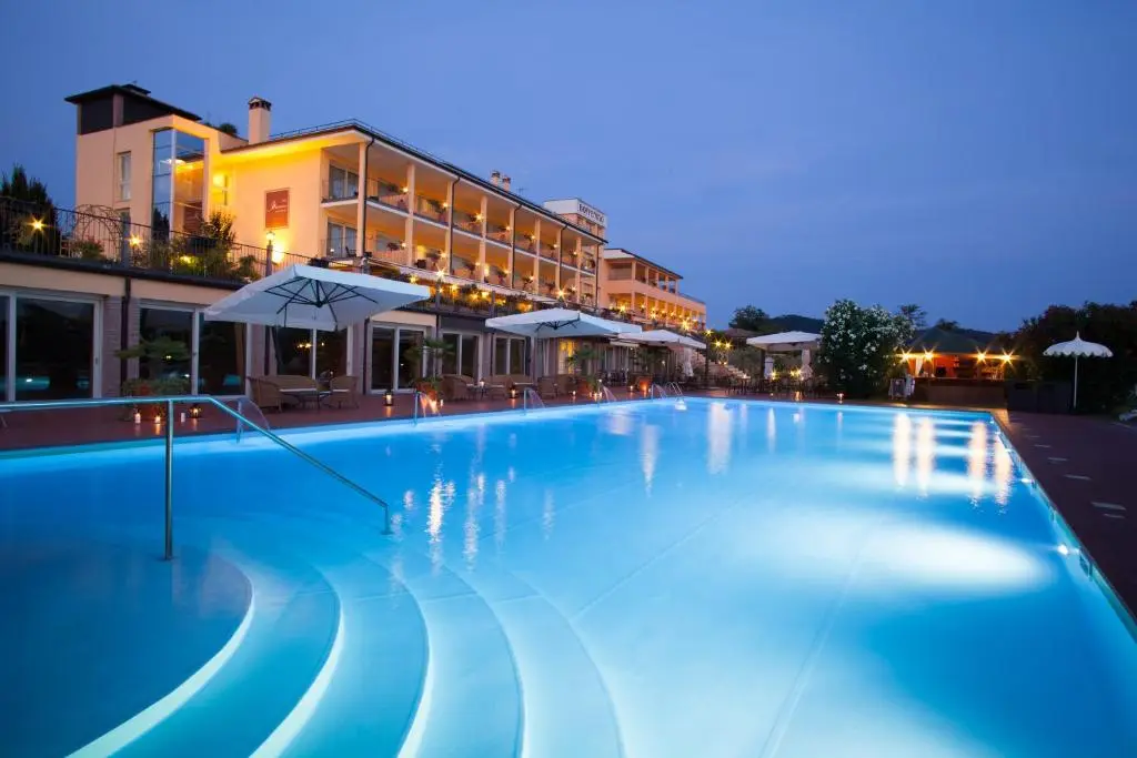 Hotel Boffenigo – The Golden Hour