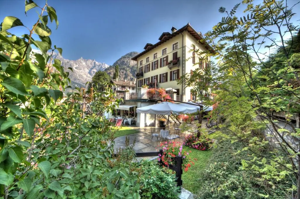 Villa Novecento Romantic Hotel – Estella Hotel Collection & Experience