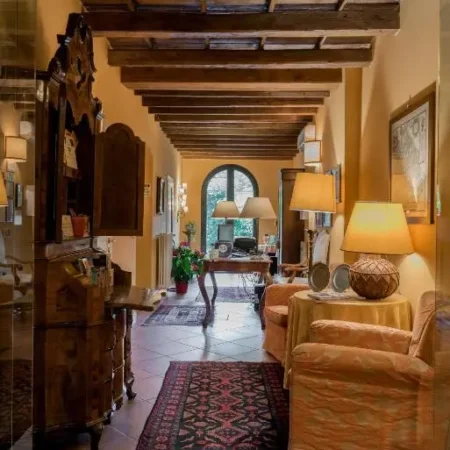 Piazza Nova Guest House
