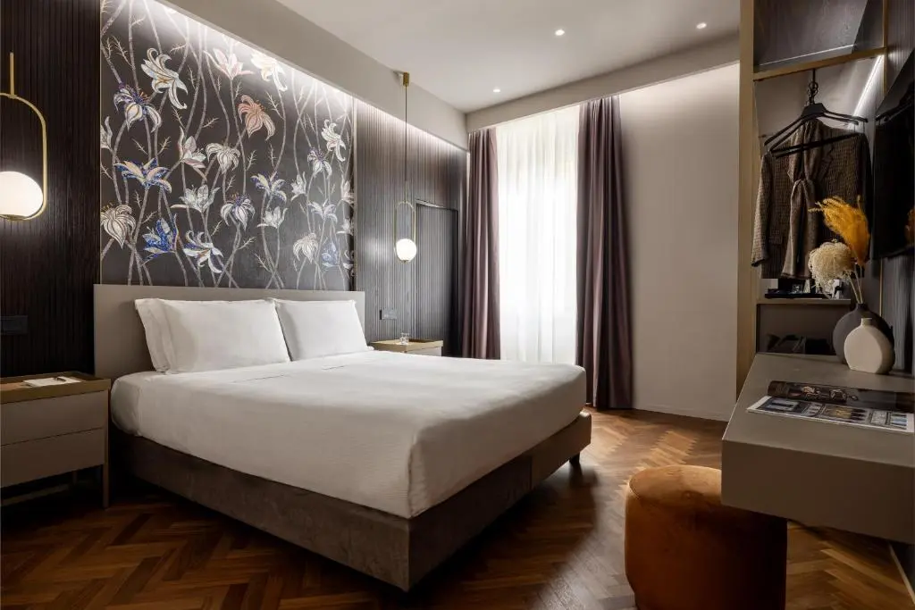 Aramis Deluxe Rooms