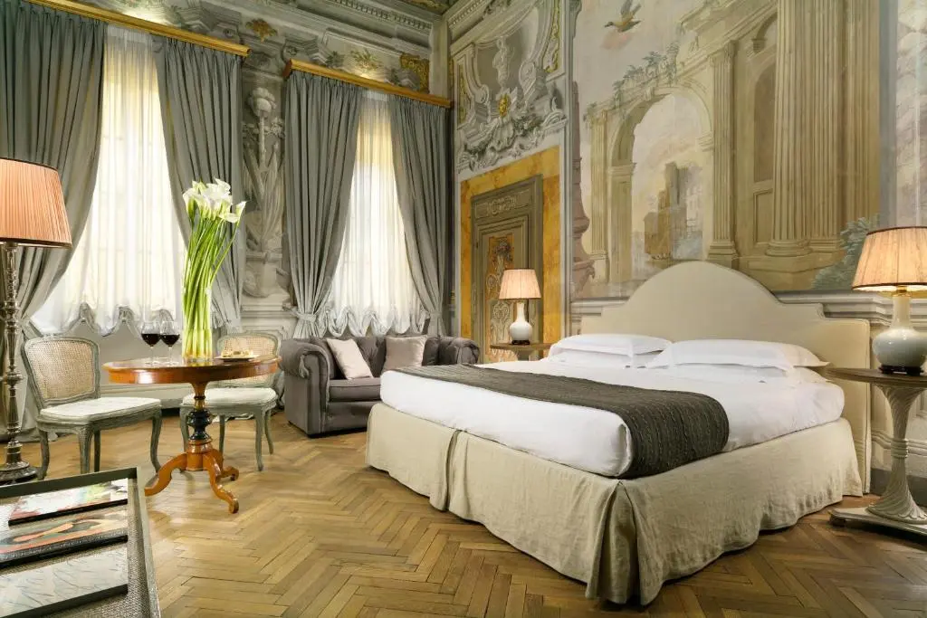 Al Palazzo del Marchese di Camugliano Residenza d’Epoca