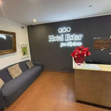 Hotel Ester