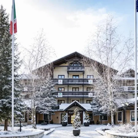 Golf Hotel