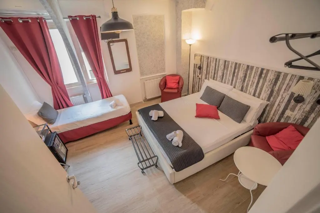 Galleria Rooms & Apartments Smart Stay nel cuore di Frascati