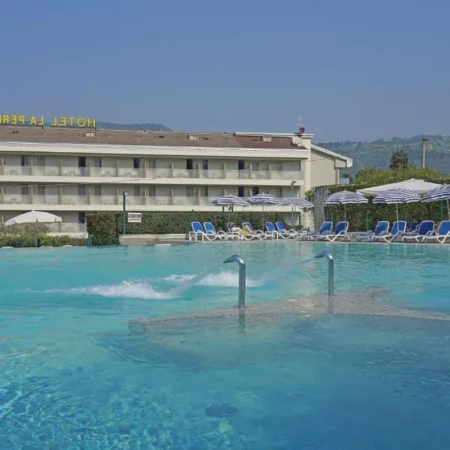 Hotel La Perla – Bike Hotel