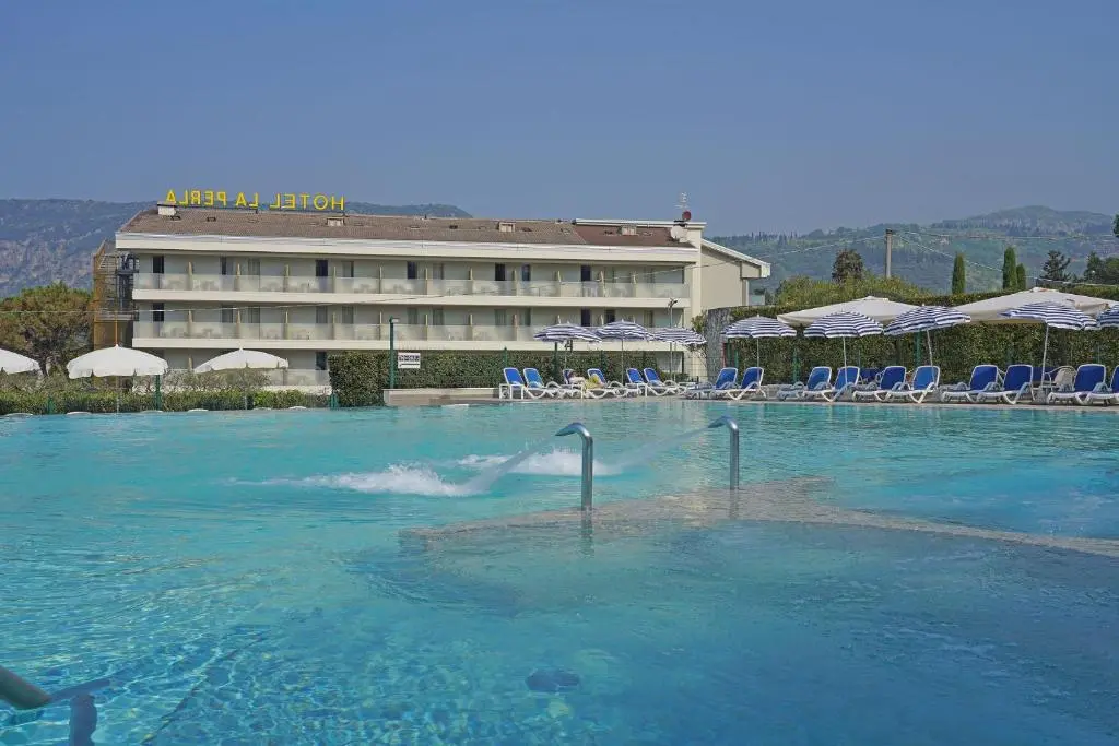 Hotel La Perla – Bike Hotel