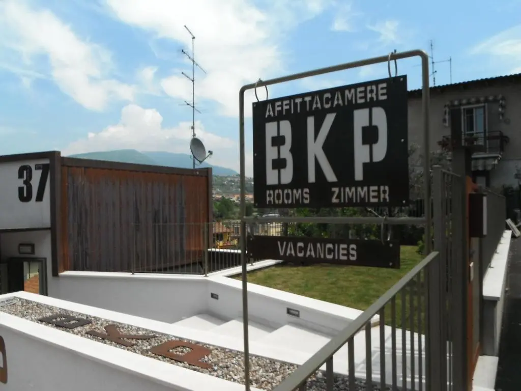 Bikapi