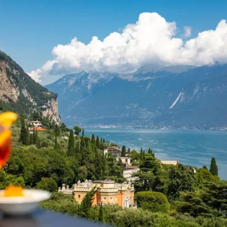 Hotel Meandro – Lake View