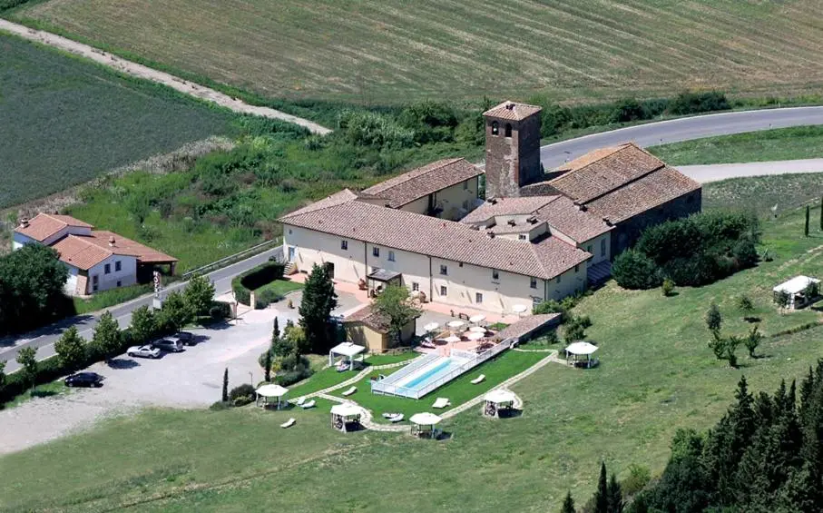 Borgo Sant’ippolito Country Hotel