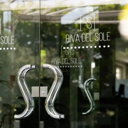 Hotel Riva Del Sole