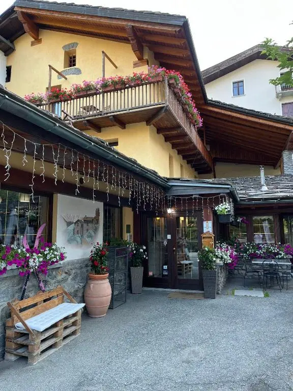 Hotel Coeur Du Village