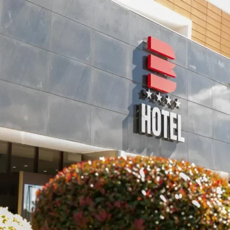 Bhotel