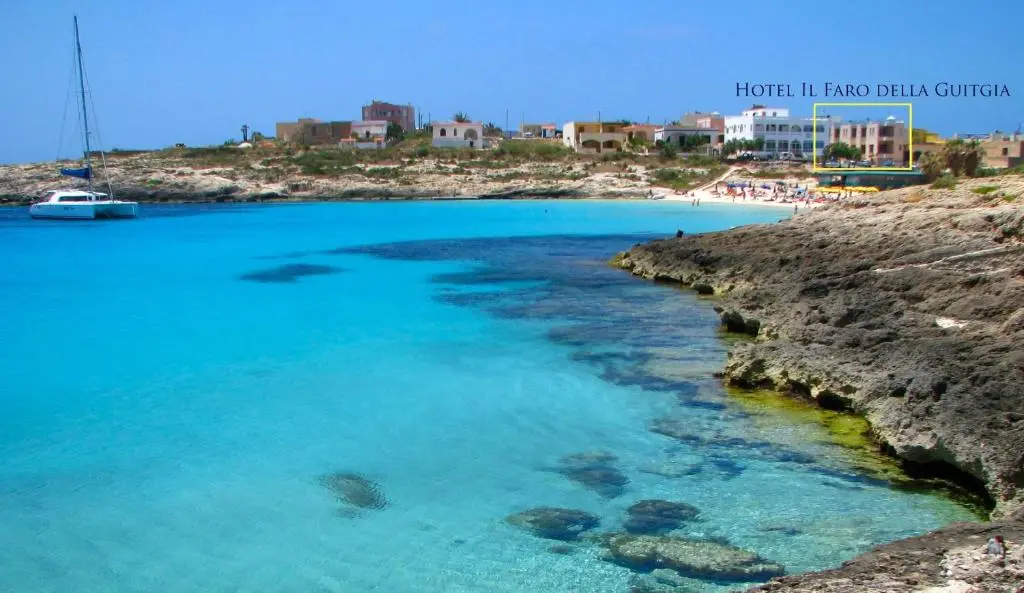 Hotel Il Faro Della Guitgia Tommasino