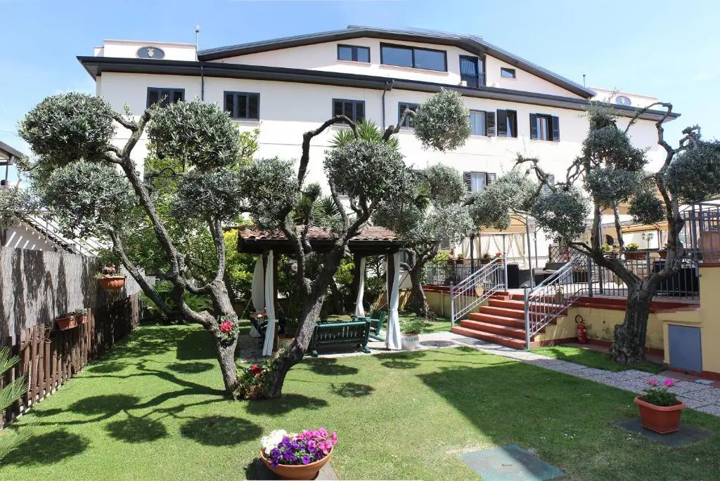 Hotel Nespolo D’Oro