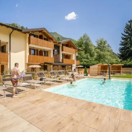 CROSINA HOLIDAY – Residence Toli