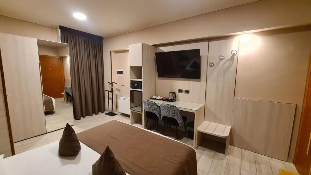 Hotel Lenotel