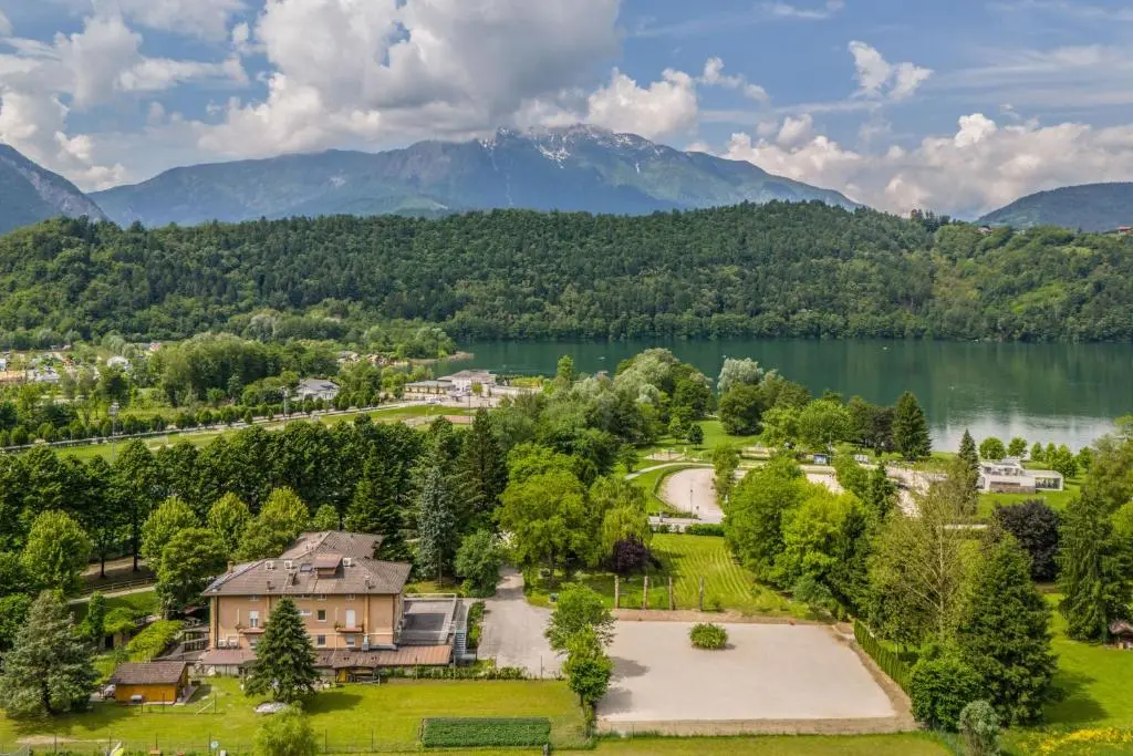 Garden House – Hotel Sport