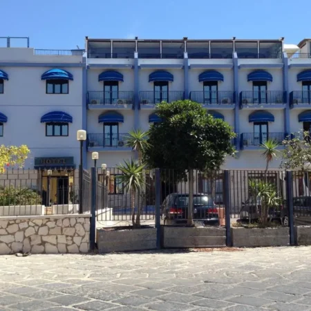 Hotel Al Faro