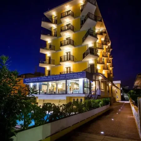 Hotel Mondial
