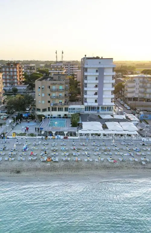 Bikini Tropicana Family Hotel