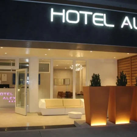 Hotel Alex
