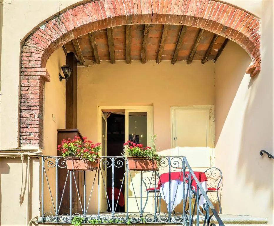 Antica Residenza Santa Chiara -City Center