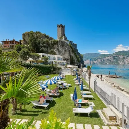 Hotel Castello Lake Front