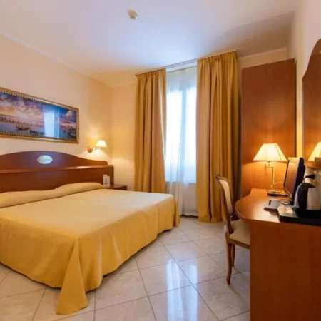 Hotel Ambasciata Venice – Atika & Atif