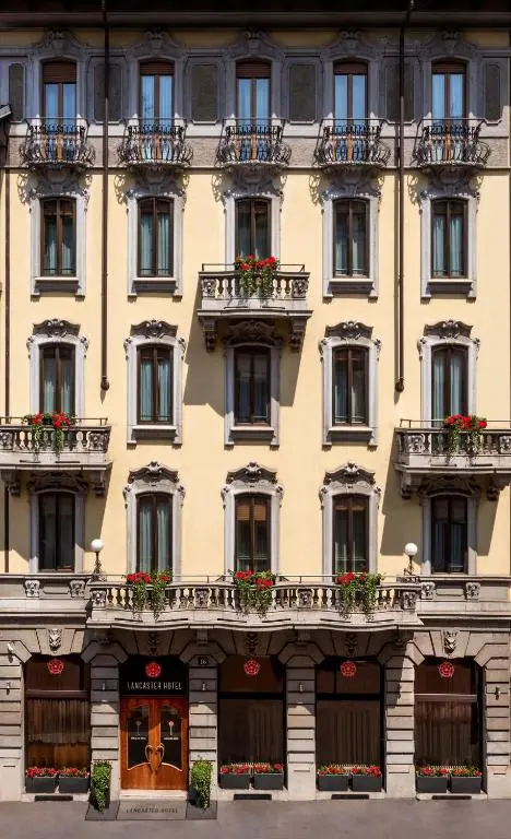 Lancaster Hotel