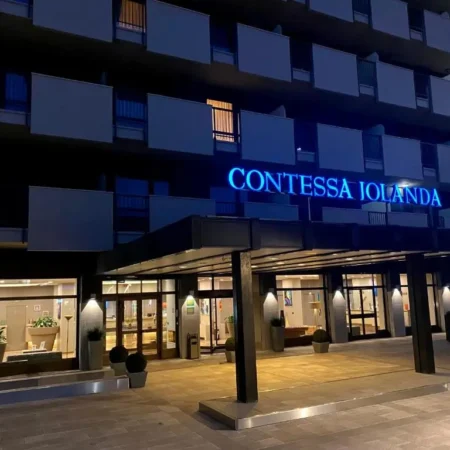 UNA Hotels Hotel & Residence Contessa Jolanda Milano