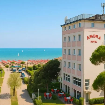 HOTEL AMBRA – Fronte Mare – Vicinissimi al Centro