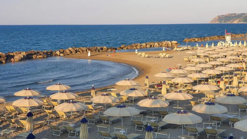Hotel Holiday Sunshine Summer