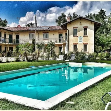 Cascina Vignole