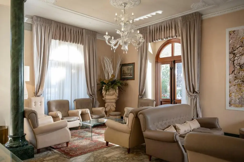 Hotel Ercolini & Savi